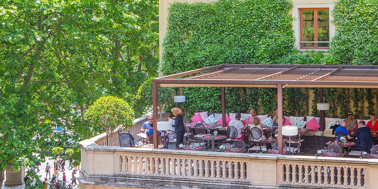Terraza Restaurante DTKL