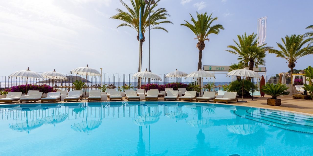 https://www.restaurantesdemallorca.com/wp-content/uploads/2019/07/FOLIES-CALVIA-15-1-1280x640.jpg